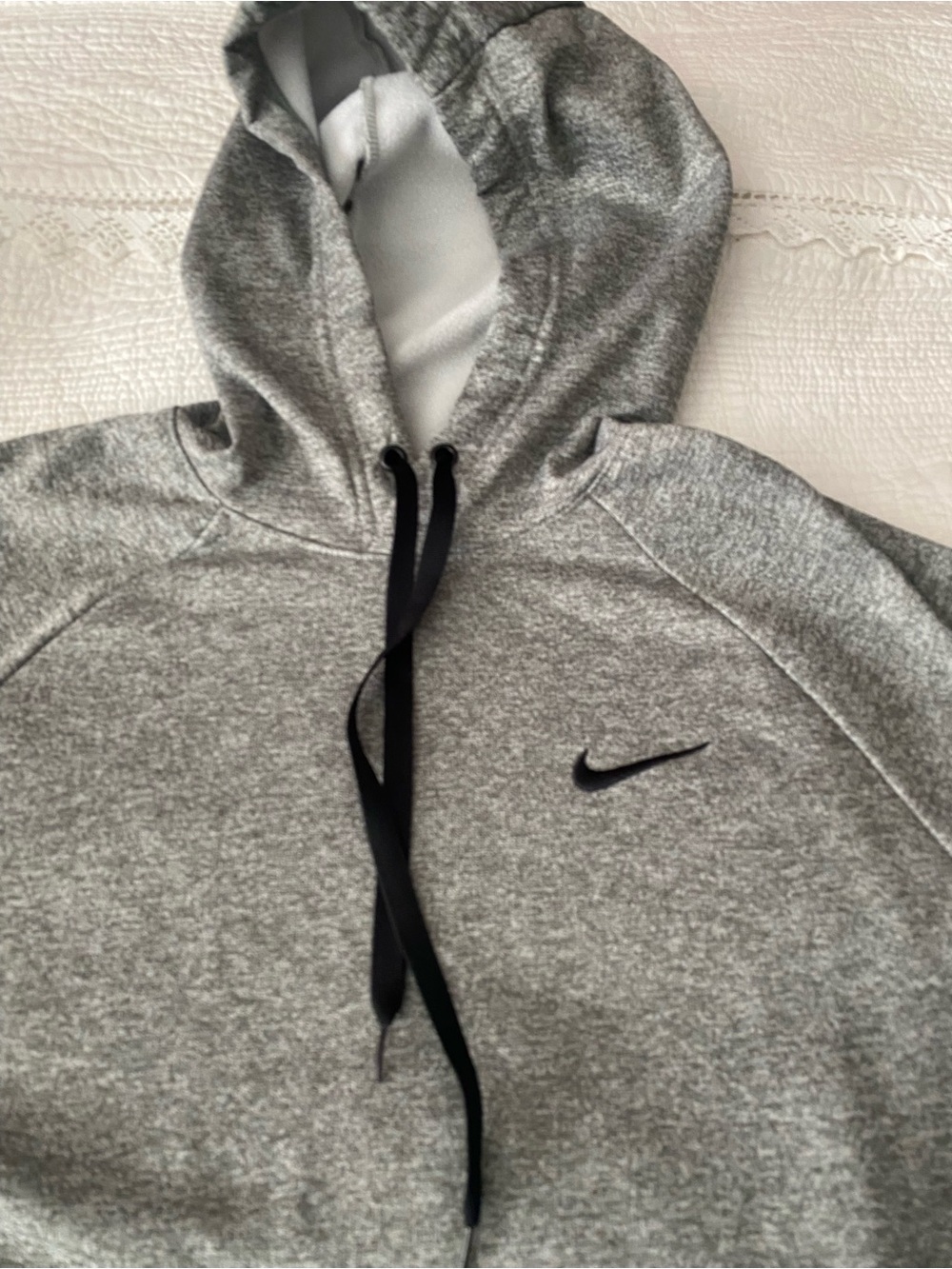 Men Nike Therma-Fit hooded sweatshirt